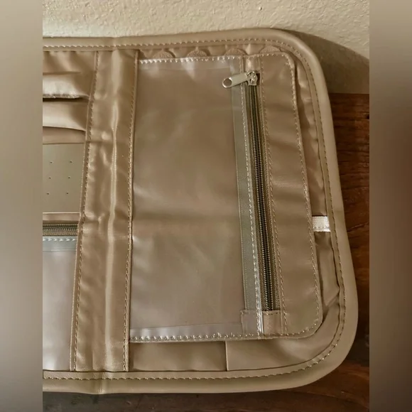 Neutral Beige Tan Camel Jewelry Travel Organizer Case Zip Pouch Minimalist NEW - Picture 6 of 11